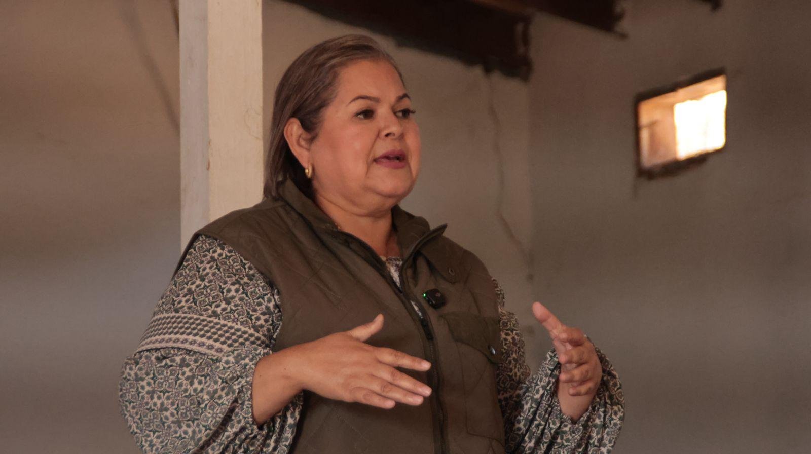 REUNIÓN DE VECINOS DE MANEADERO CON LA DIPUTADA EVA MORENO.