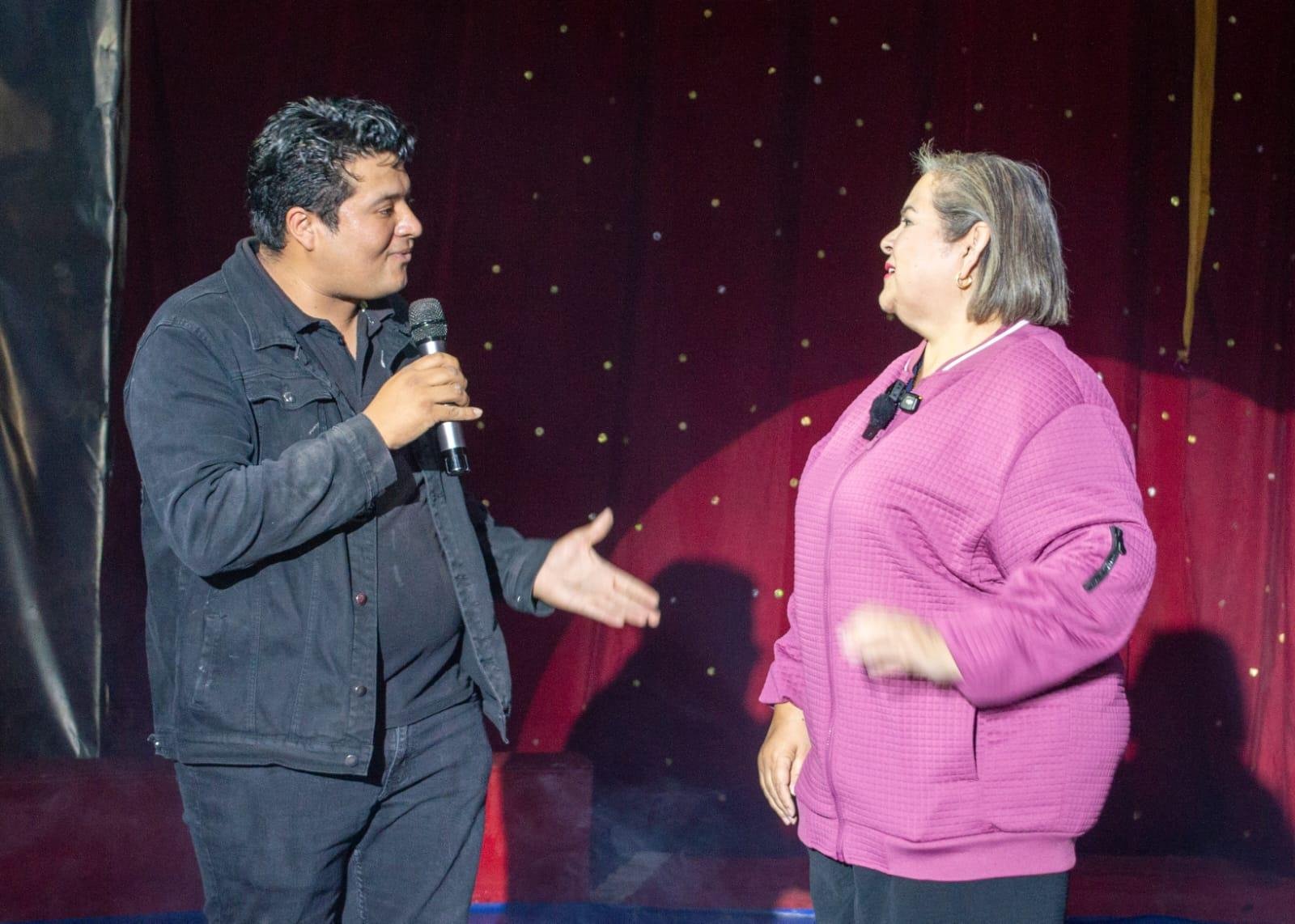 Acude Eva Moreno como invitada a función de Orrins Circus en la Zona Este
