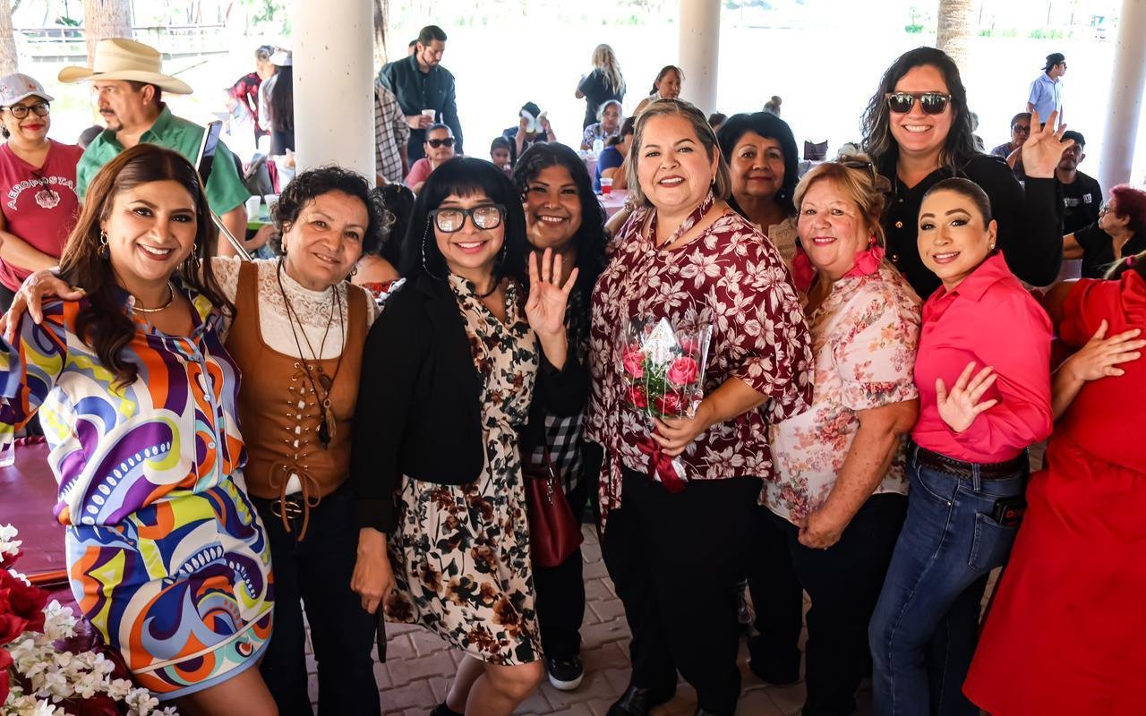 Celebra Eva Moreno Día de las madres con mujeres líderes de Mexicali