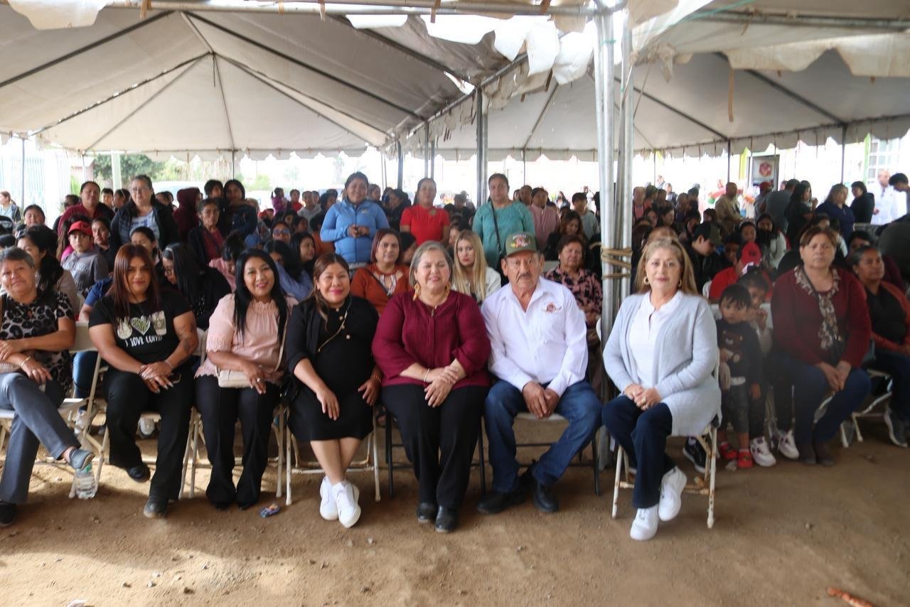RECONOCE EVA MORENO POTENCIAL DE SAN QUINTÍN Y LLAMA  A SUS MUJERES A ORGANIZARSE PARA ELEVAR SU NIVEL DE BIENESTAR FAMILIAR