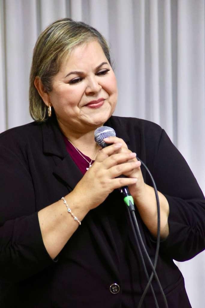 ESCUCHA EVA MORENO NECESIDADES DEL DISTRITO 12 Y LLAMA A NO NORMALIZAR EL ABANDONO SOCIAL.