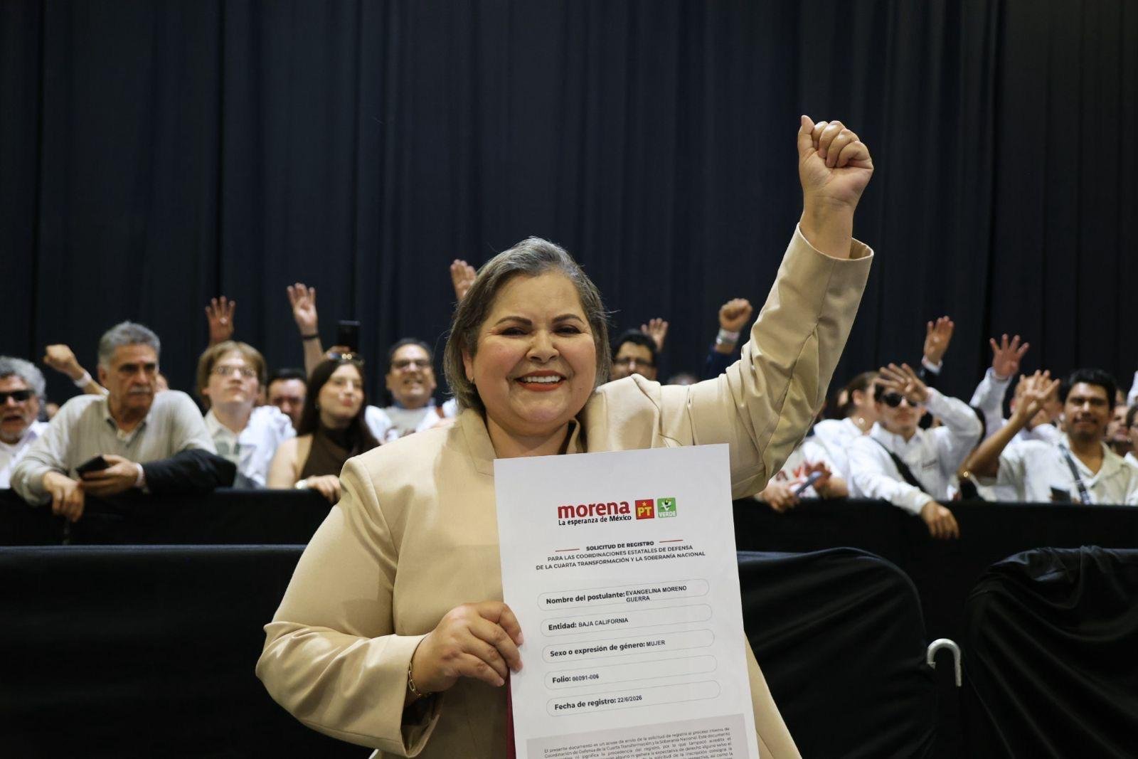 Reconocen liderazgos y medios trayectoria de Eva Moreno tras exitoso registro por la Coordinación de la 4T en BC.